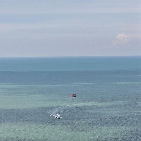 Green Ocean Seaview Apartment Batu Ferringhi Extérieur photo
