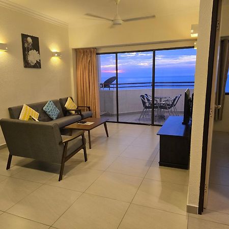 Green Ocean Seaview Apartment Batu Ferringhi Extérieur photo
