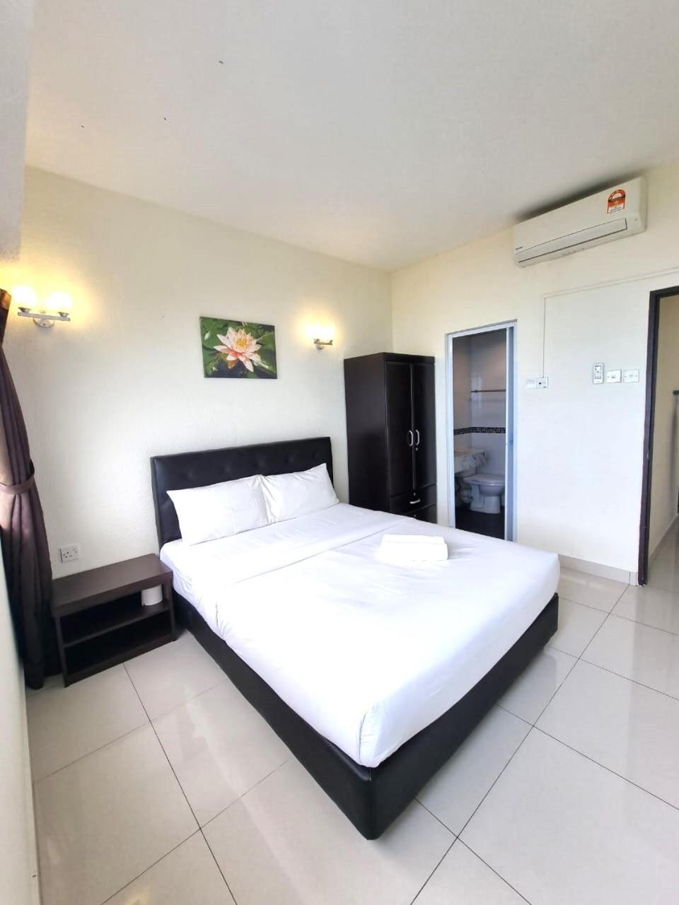 Green Ocean Seaview Apartment Batu Ferringhi Extérieur photo