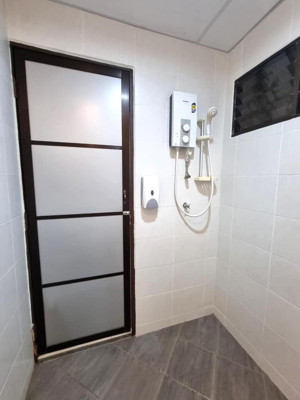 Green Ocean Seaview Apartment Batu Ferringhi Extérieur photo