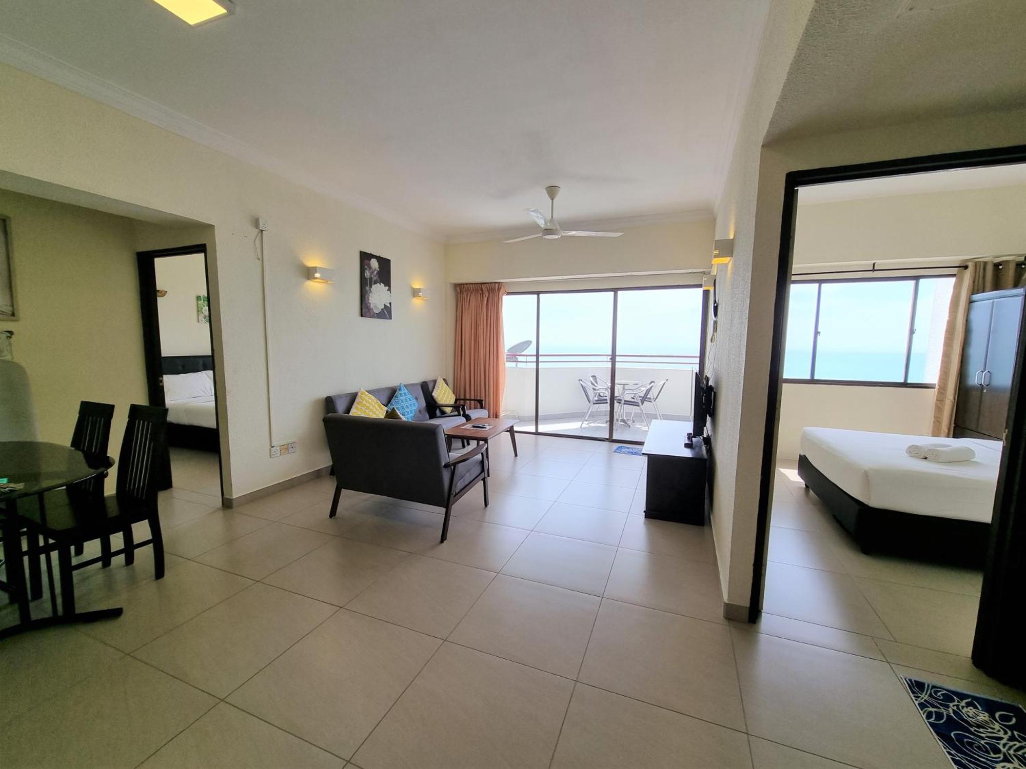 Green Ocean Seaview Apartment Batu Ferringhi Extérieur photo