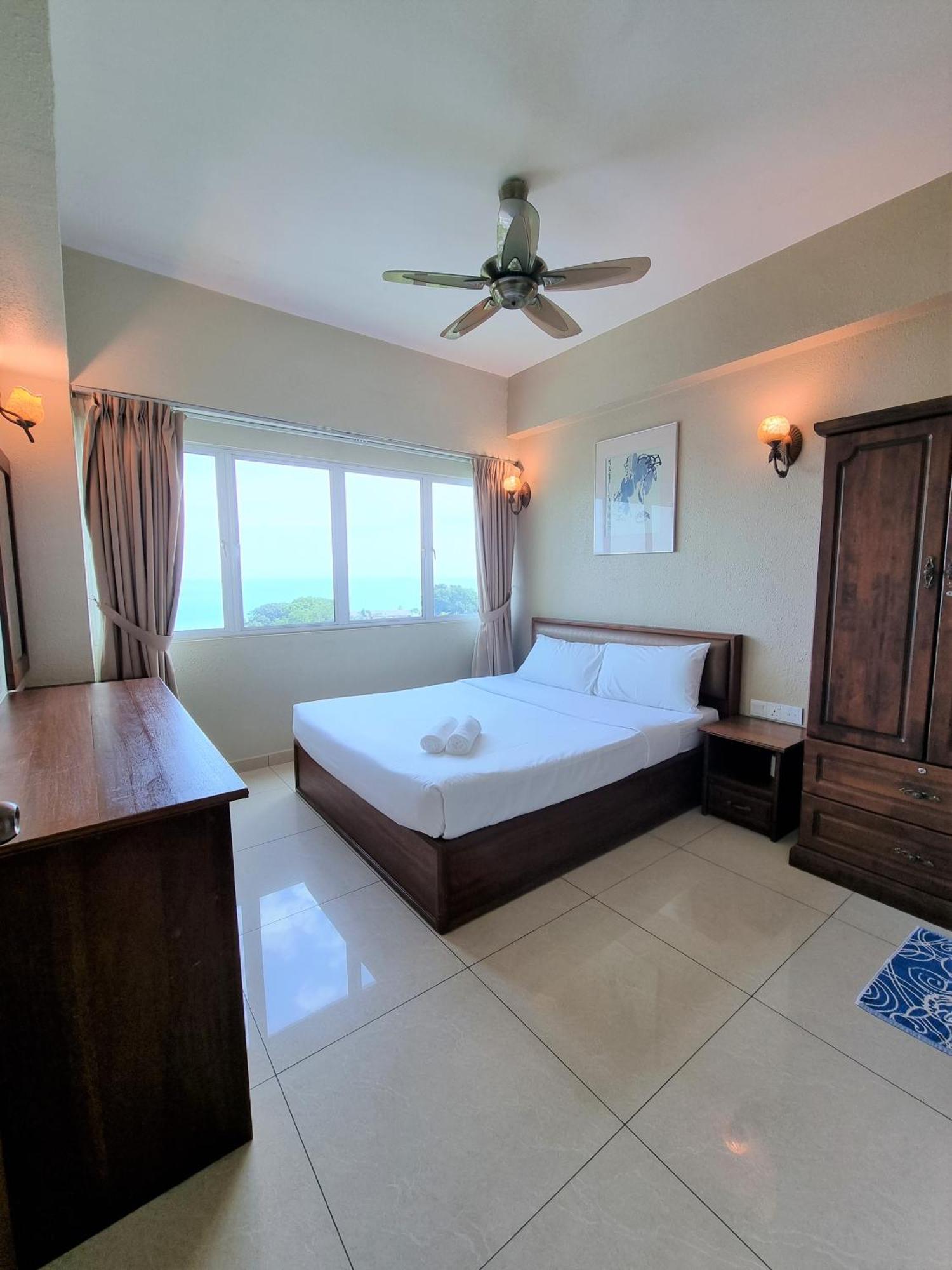 Green Ocean Seaview Apartment Batu Ferringhi Extérieur photo