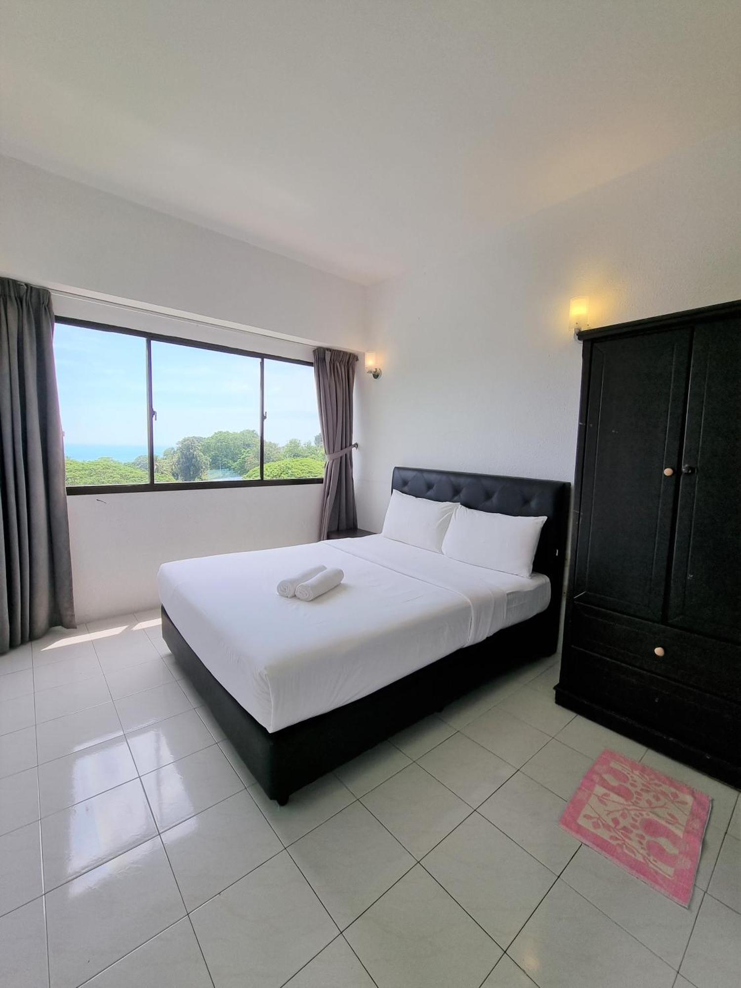 Green Ocean Seaview Apartment Batu Ferringhi Extérieur photo