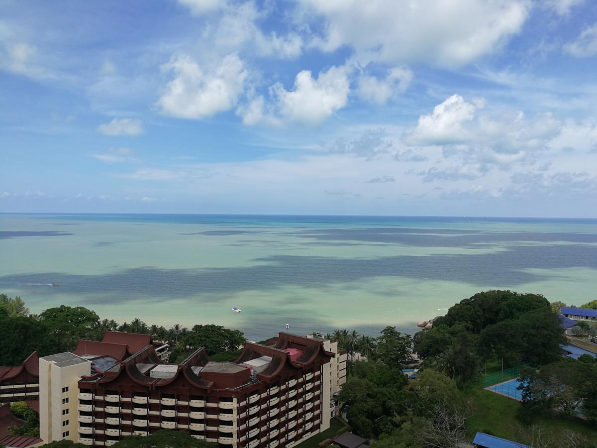 Green Ocean Seaview Apartment Batu Ferringhi Extérieur photo